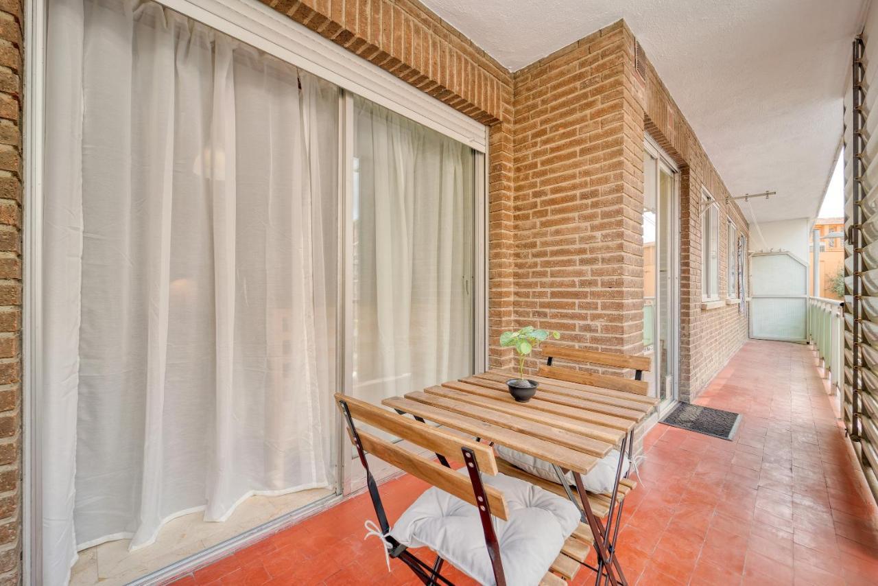 B Casacafe Madrid Pozuelo 2 Bano Fuera De La Habitacion O Compartido Pozuelo de Alarcón Kültér fotó