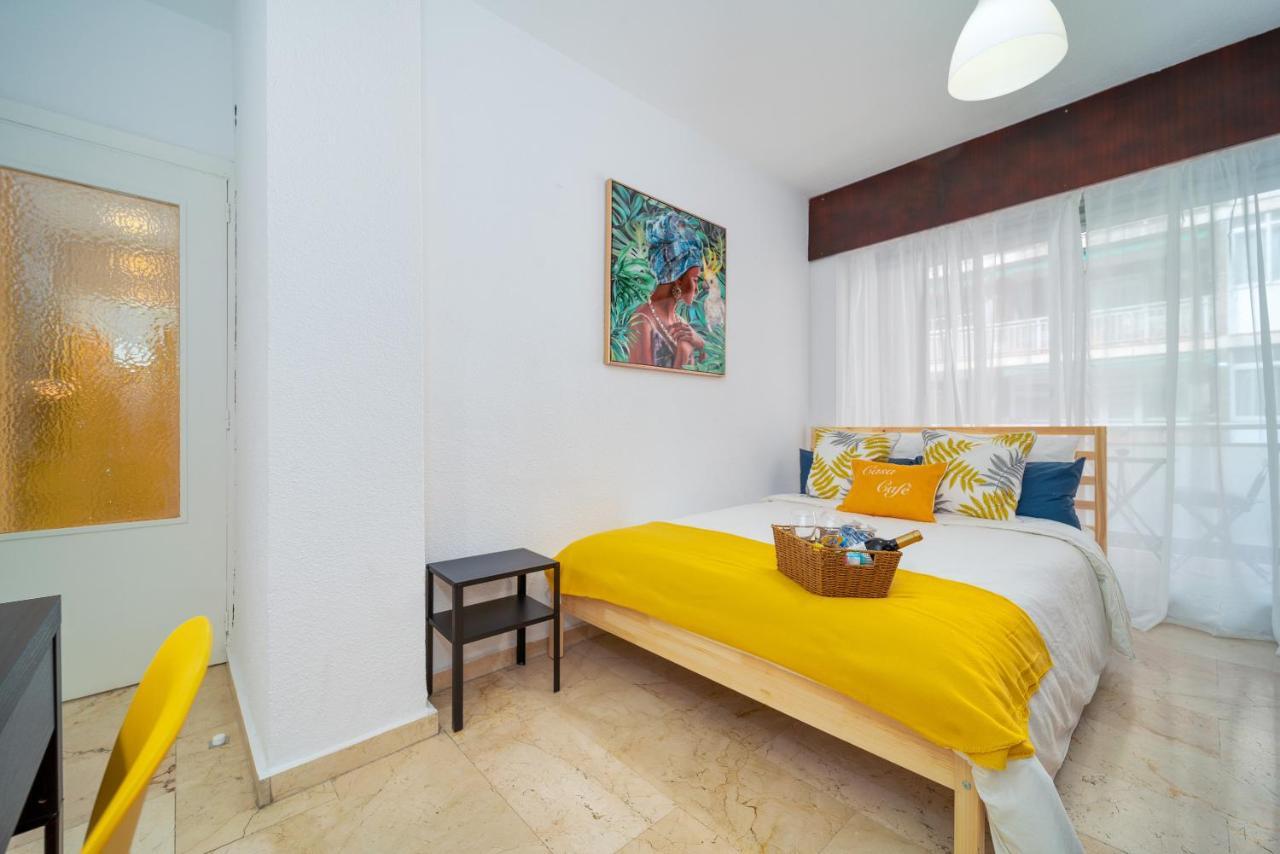 B Casacafe Madrid Pozuelo 2 Bano Fuera De La Habitacion O Compartido Pozuelo de Alarcón Kültér fotó